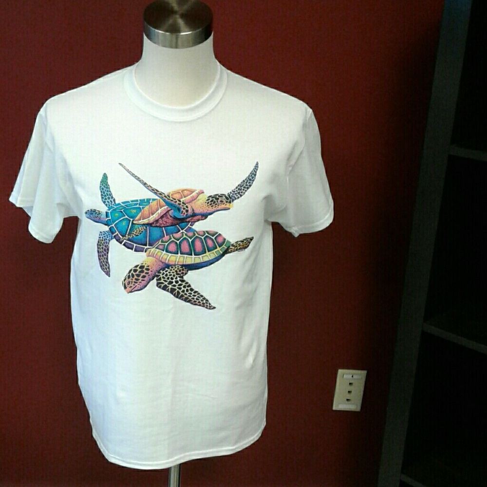 Unisex Custom TSHIRT NWOT